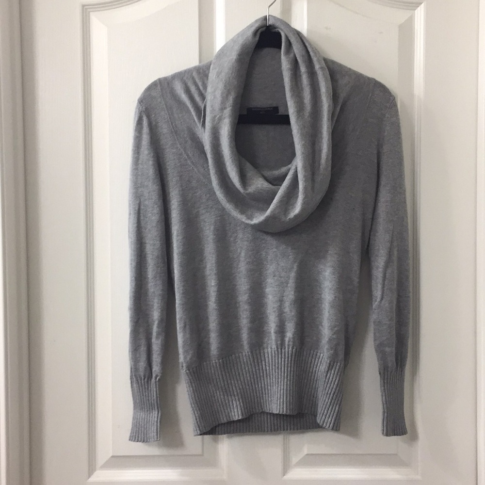Banana Republic Petite S Gray Cowl Neck Sweater